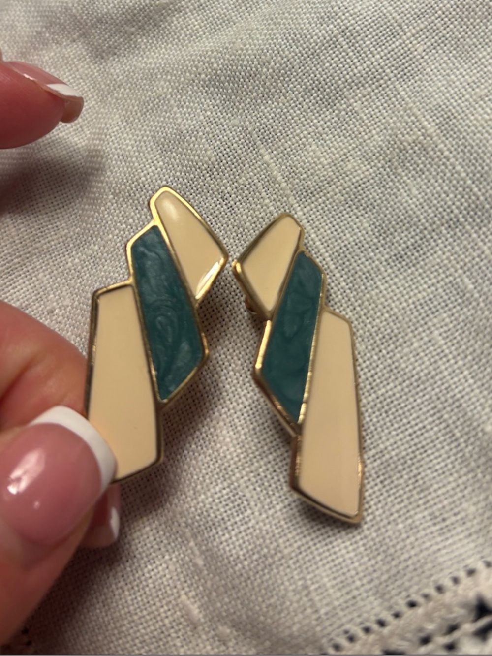 Women's Gold-Tone Cream and Teal Geometric Earrings